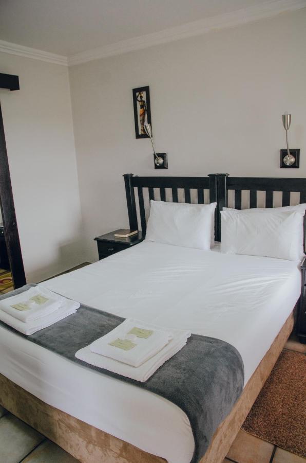 Towers Lodge Боксбург Екстериор снимка