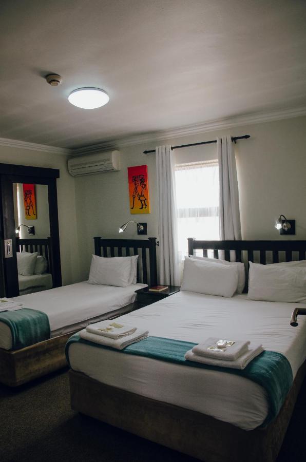 Towers Lodge Боксбург Екстериор снимка
