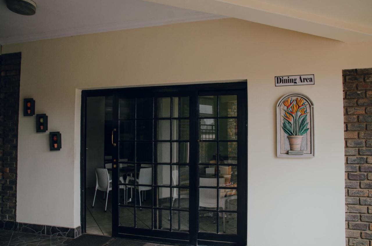 Towers Lodge Боксбург Екстериор снимка