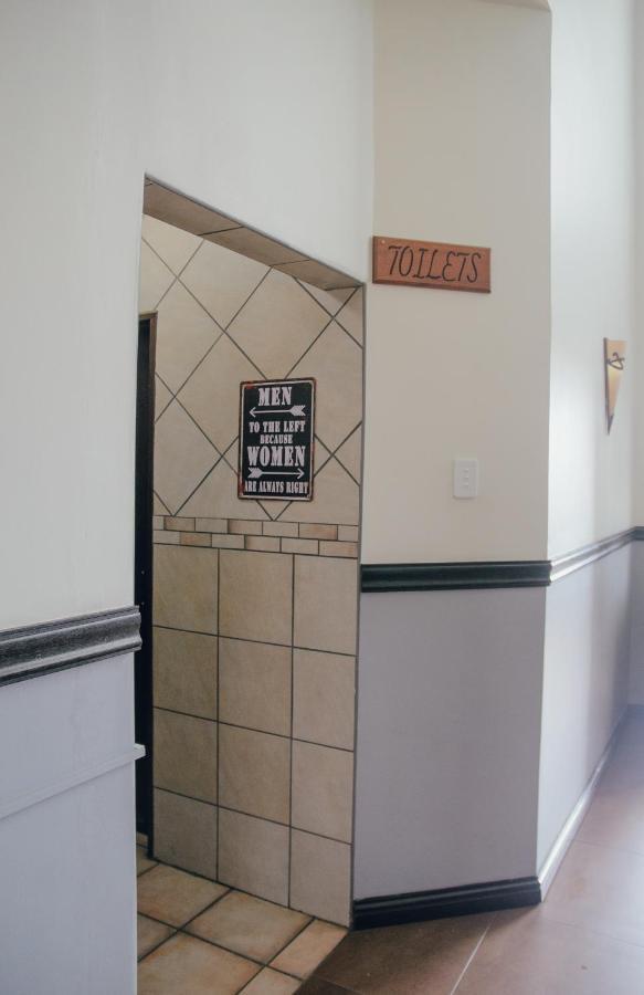 Towers Lodge Боксбург Екстериор снимка